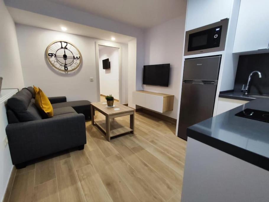 Apartment Flores 3, *